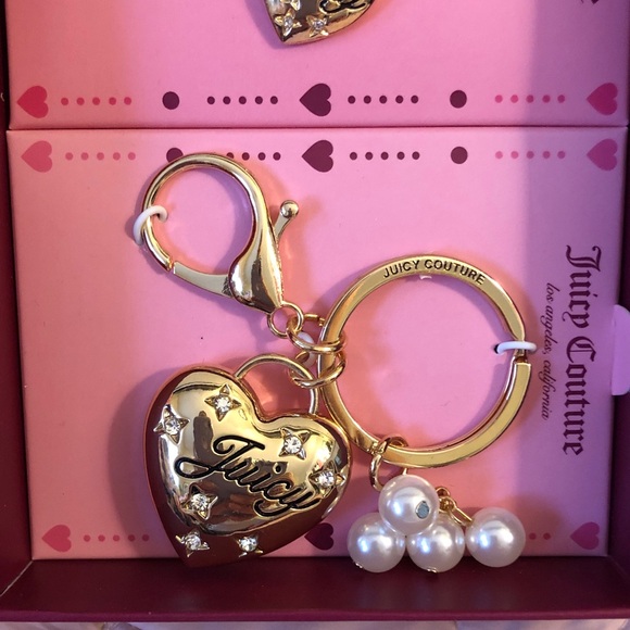 NIB Juicy Couture Gold Heart Keychain/Bag Charm w/Matching Earrings - Picture 4 of 5